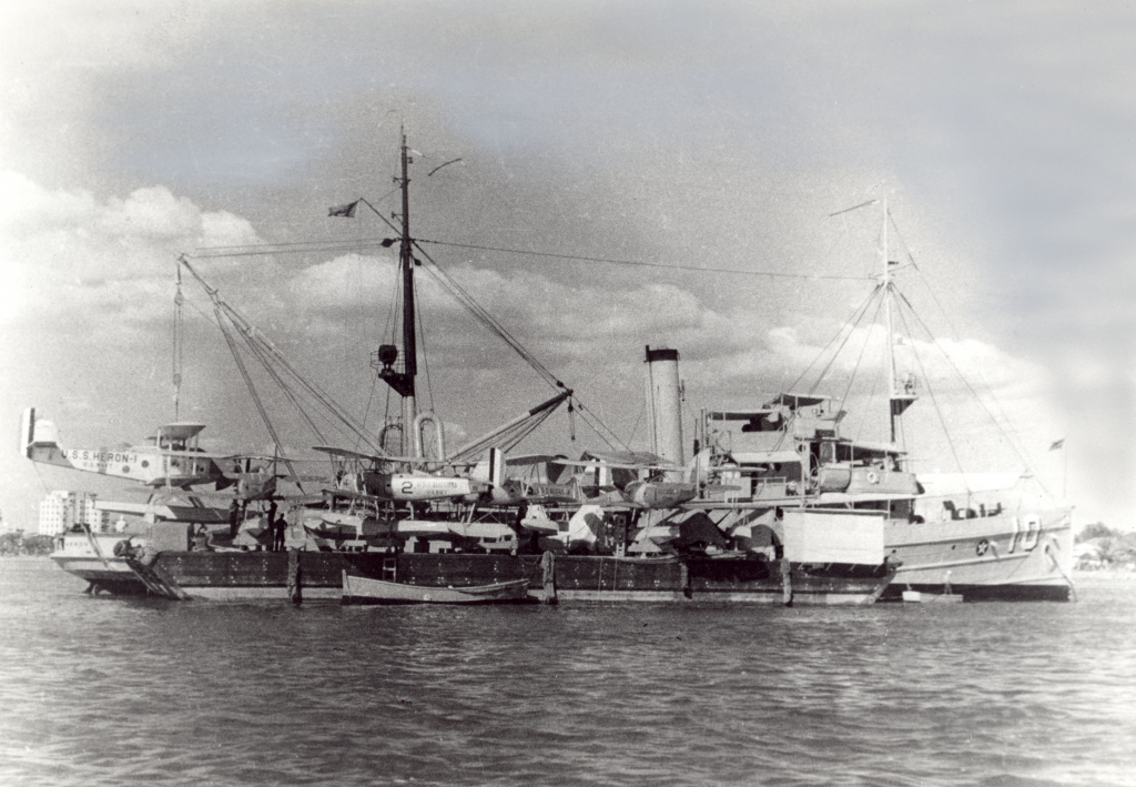 | U.S. Naval Institute Photo Archives